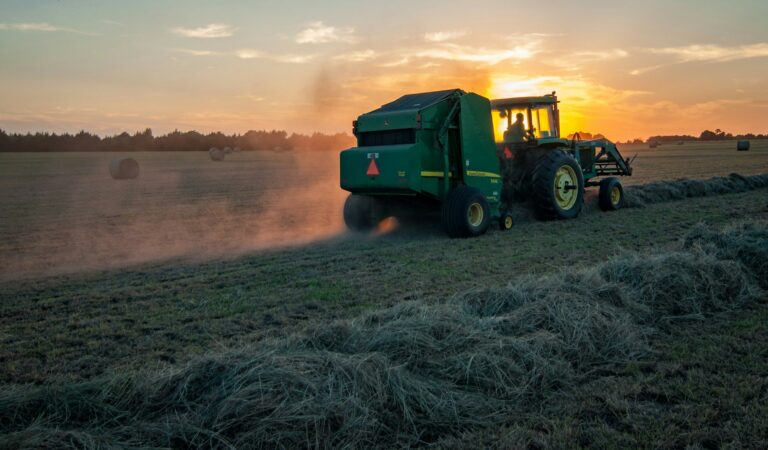 10 motive pentru care tehnologia GPS este tot mai des utilizată în agricultură